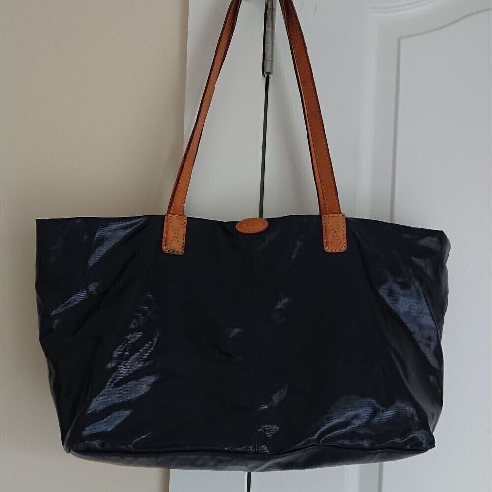 Tod's navy blue patent leather tote